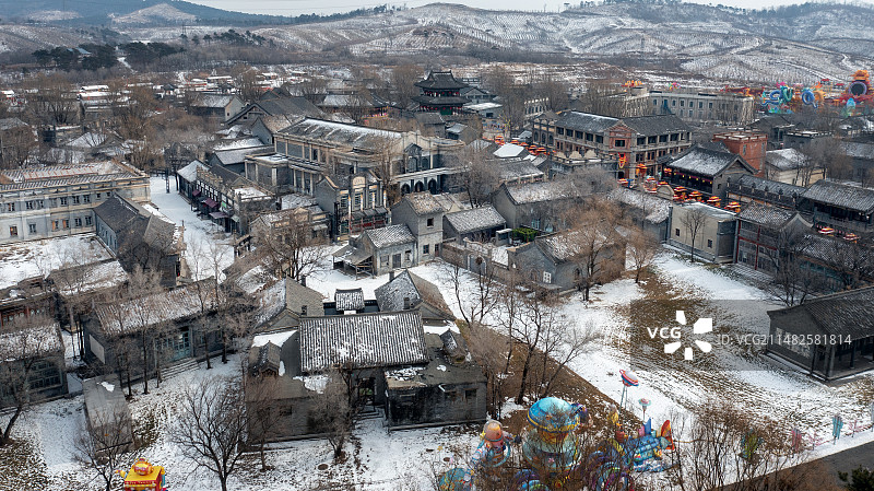 沈阳棋盘山关东影视城冬季风光图片素材