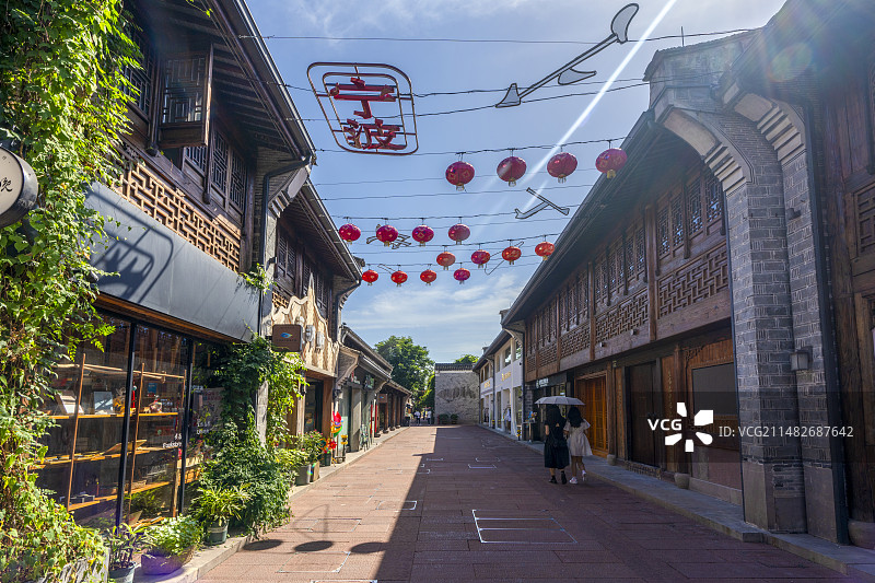 浙江省宁波市海曙区南塘老街南塘河街图片素材