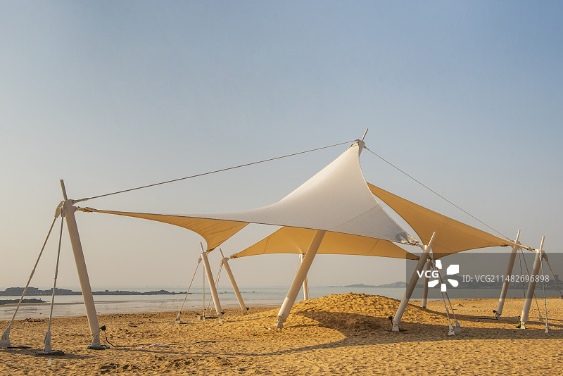 海边的遮阳棚 遮阳棚 钢铁遮阳棚图片素材