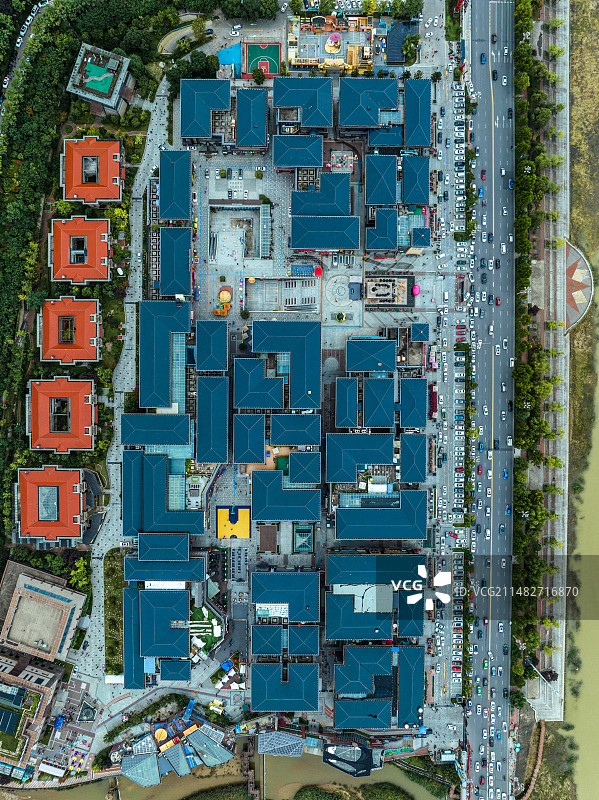 陕西宝鸡石鼓太阳市，滨河大道图片素材