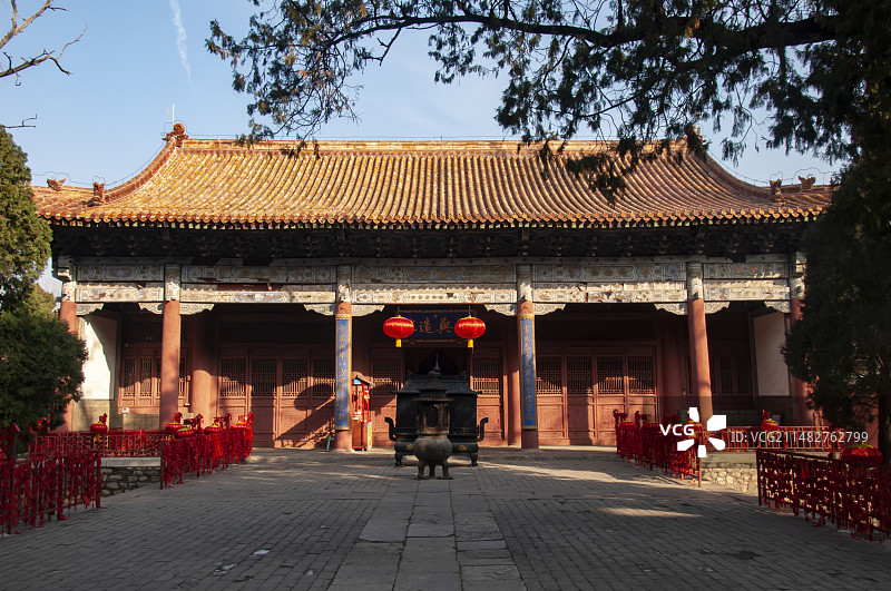 泰安岱庙内的古建筑图片素材