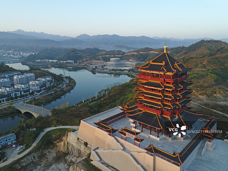 武当太极湖太和楼太极剧场风光图片素材