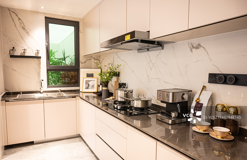 现代房屋厨房装修样板间图片素材