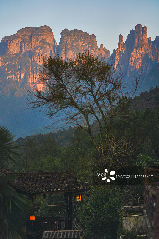 广西来宾金秀莲花山图片素材