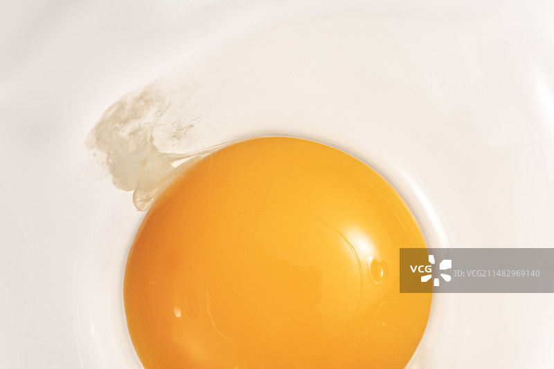 鸡蛋蛋黄特写图片素材