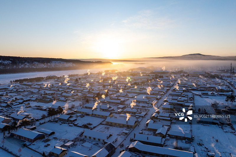 北极村日出图片素材