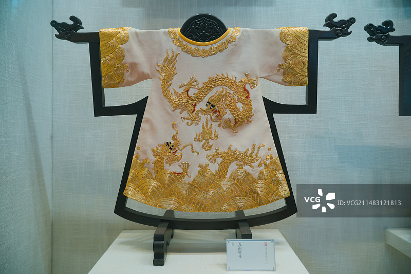 闽剧龙袍 头饰服饰  非物质文化遗产图片素材