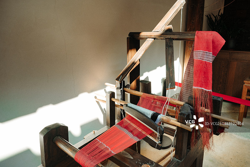 古法织布 织布机  纺机 织机 棉纺机 福州市非物质文化遗产展示馆图片素材