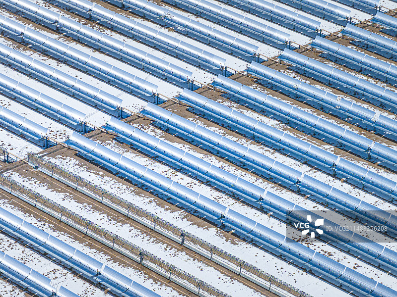 塔式熔盐 青海德令哈 光热发电厂 太阳能设备图片素材