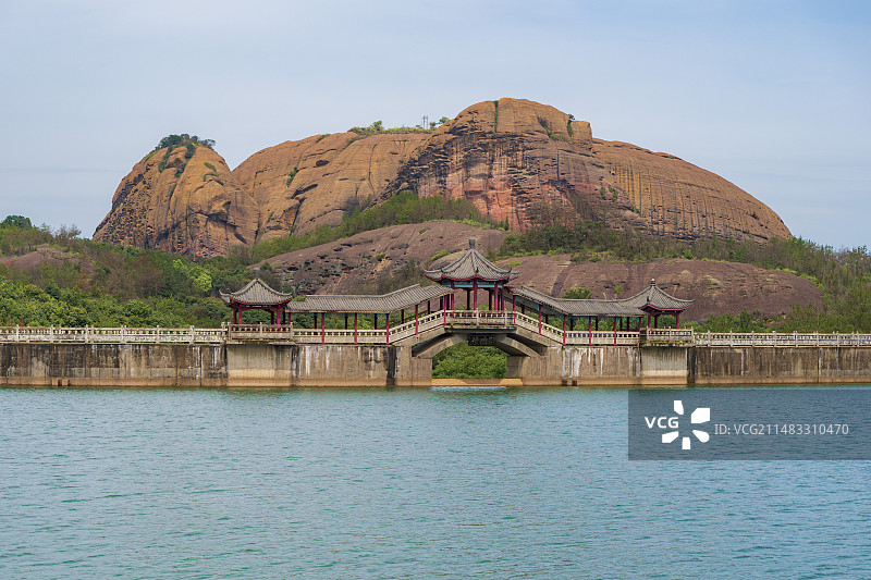 江西上饶弋阳龟峰景区的风光图片素材