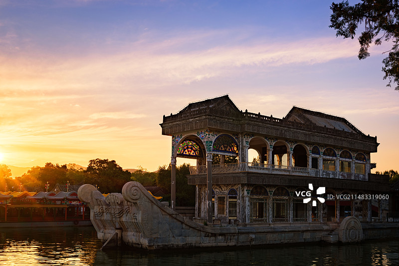 北京颐和园石舫图片素材