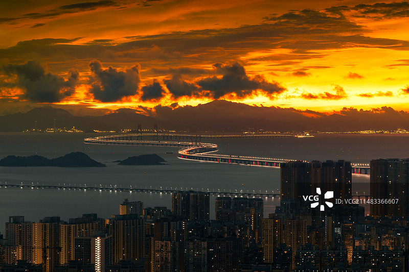 双龙出海 港珠澳大桥 日出图片素材