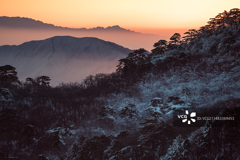 黄山晨曦图片素材