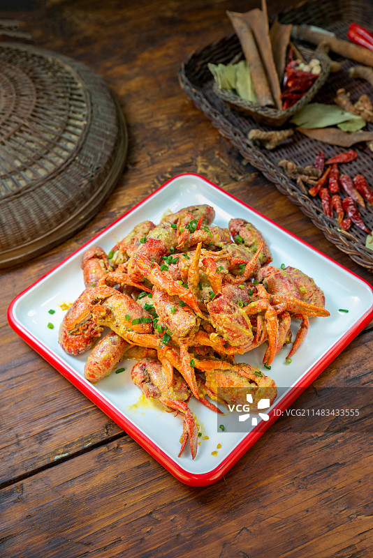 咸蛋黄炒小龙虾图片素材