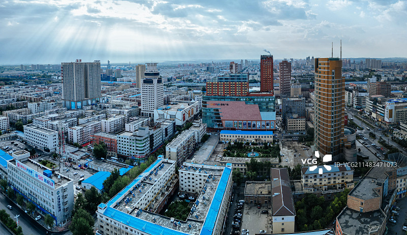 四平市 吾悦广场 体育馆 万达广场 烈士纪念塔 南湖公园 图书馆图片素材
