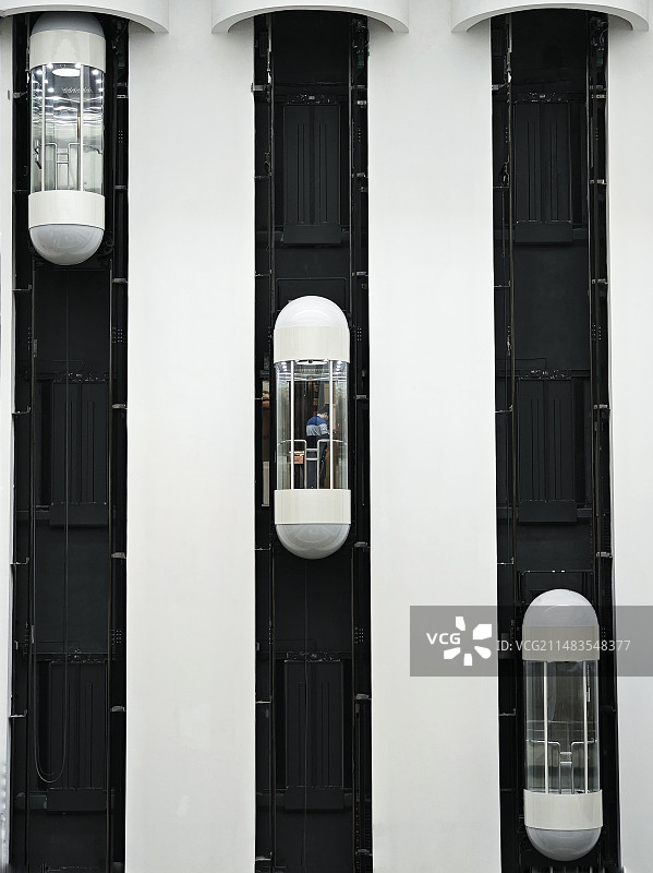 胶囊电梯图片素材