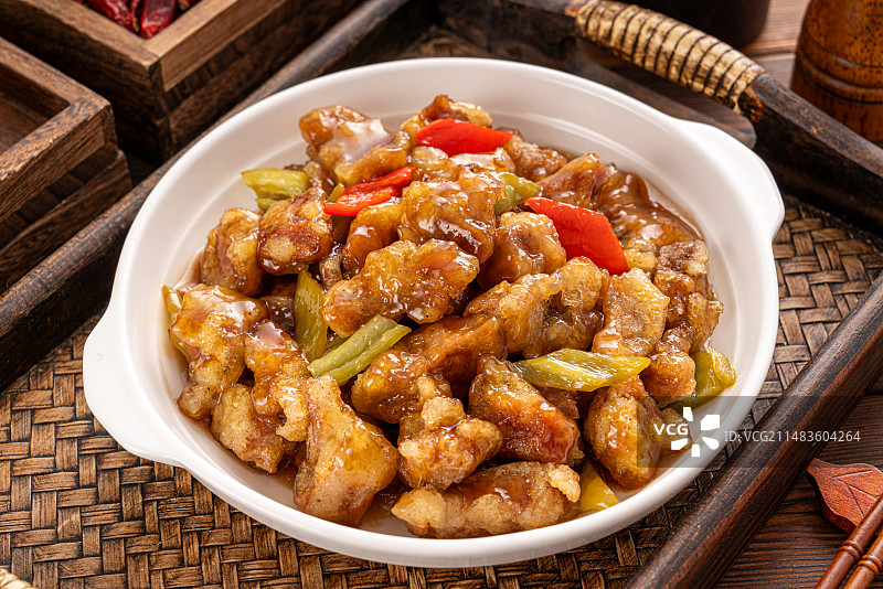 餐盘里的溜肉段图片素材