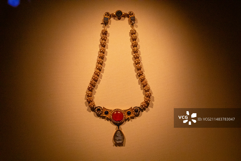 嵌珍珠宝石金项链（隋 大业四年） 中国国家博物馆 古代中国基本陈列展品图片素材