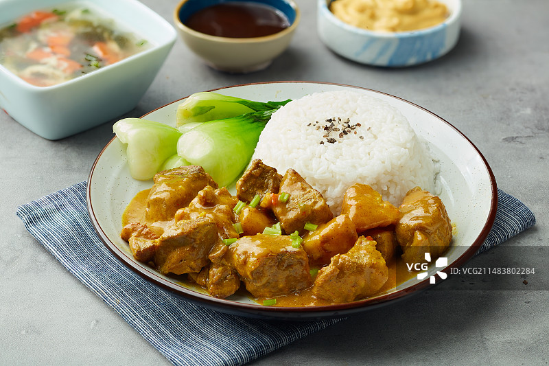 咖喱牛腩饭图片素材
