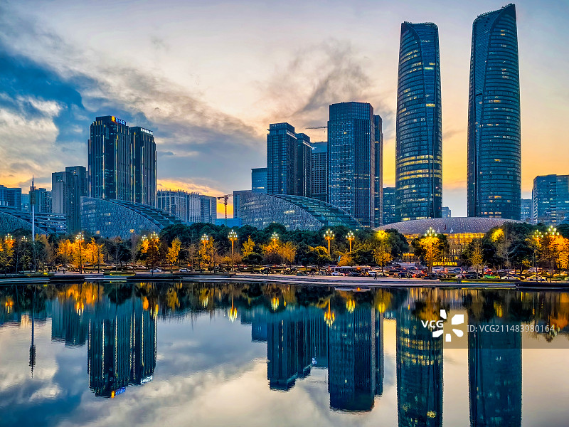 成都天府国际金融中心成都地标双子塔图片素材
