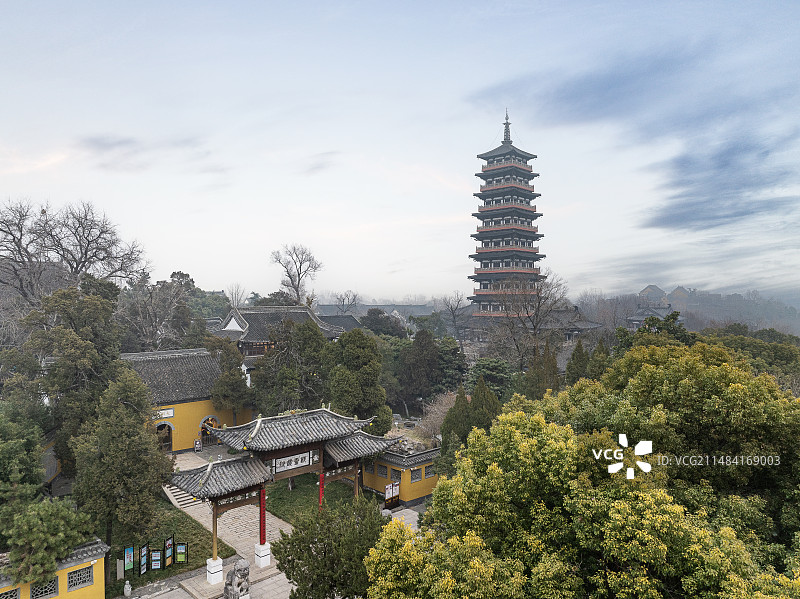 中国江苏扬州大明寺乐池航拍图片素材