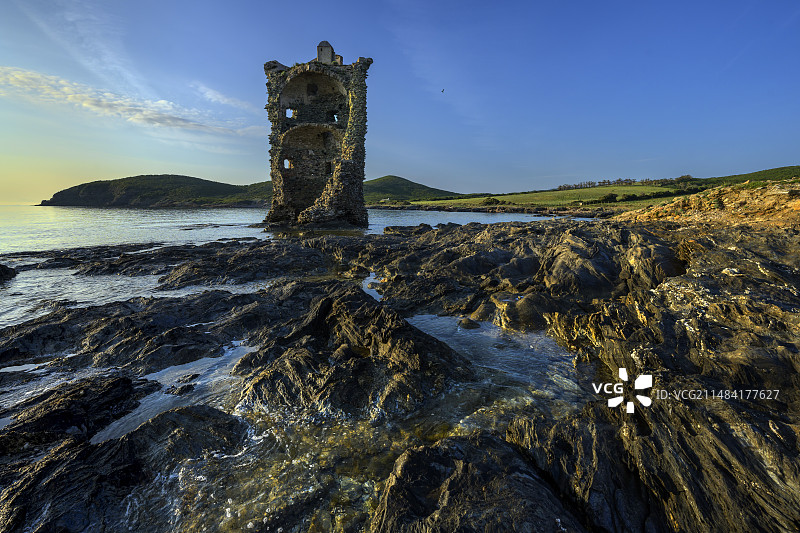 科西嘉岛圣玛丽港口的热那亚塔图片素材