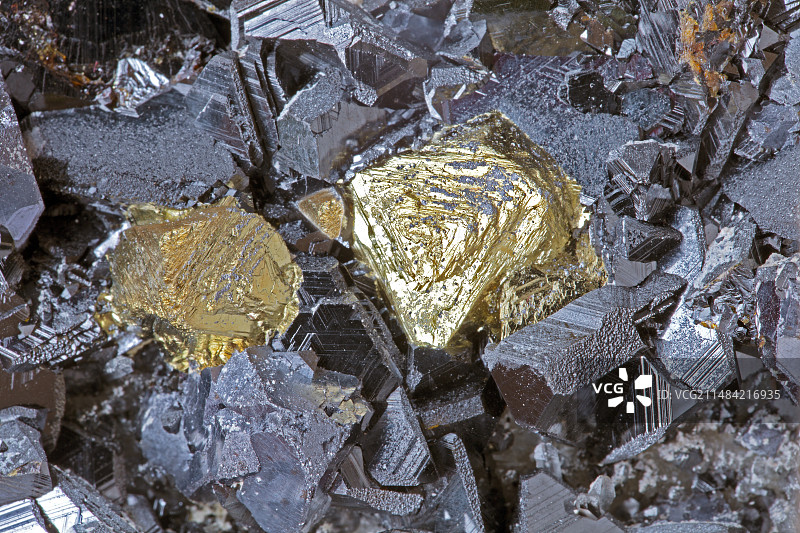 闪锌矿与黄铜矿图片素材