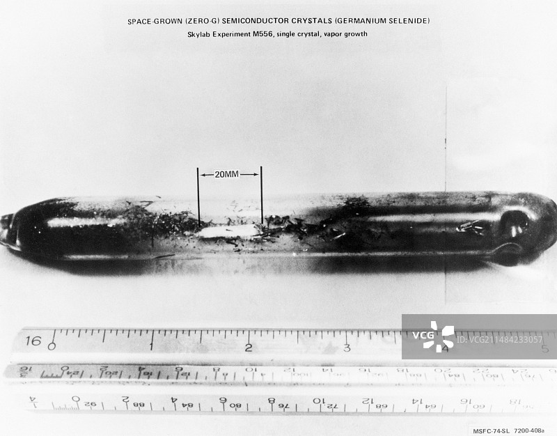 1974年太空生长的超导体图片素材