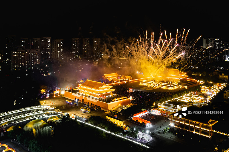 同安影视城打铁花焰火烟火梵天寺梅山图片素材