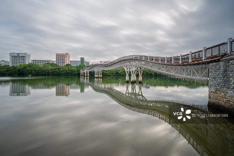 情侣桥图片素材