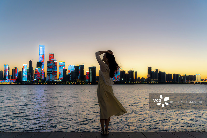 夏日傍晚的长沙湘江段风光图片素材