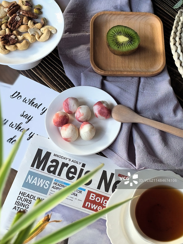 桌上的小吃图片素材