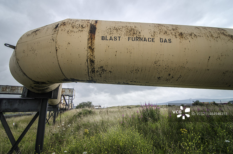 废弃的钢铁厂遗址图片素材