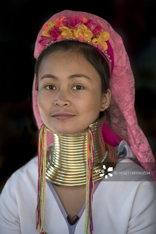 卡扬族女人图片素材