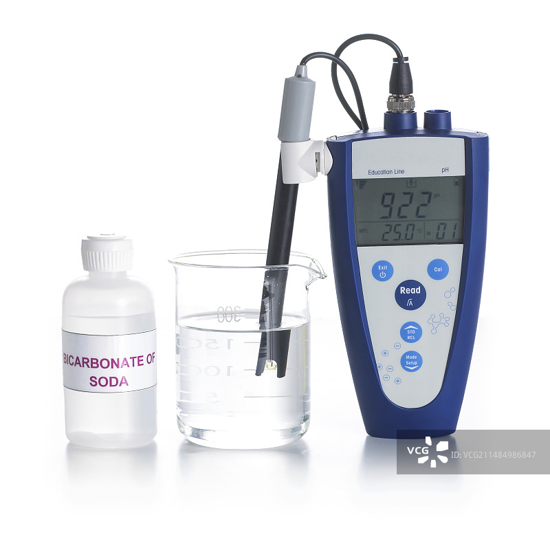 碳酸氢钠溶液中的pH值图片素材