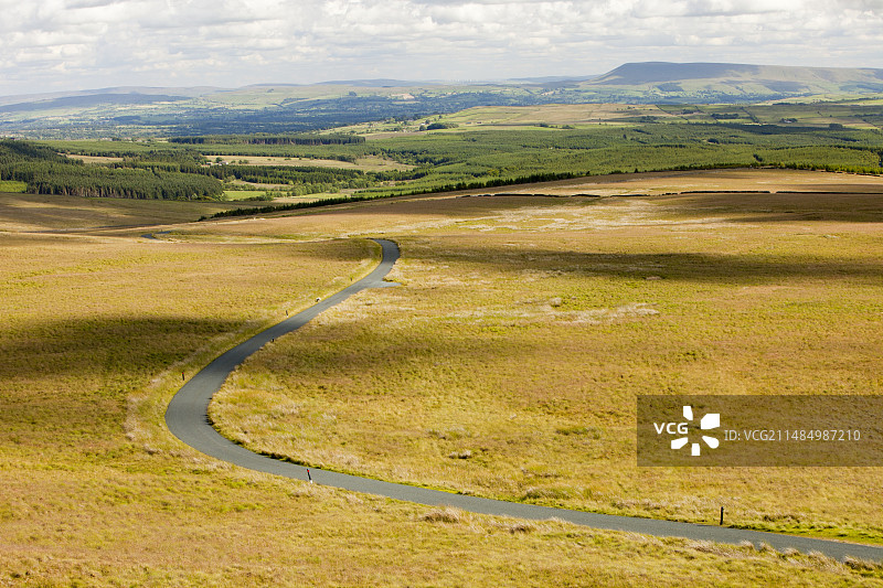 英国沼泽公路图片素材