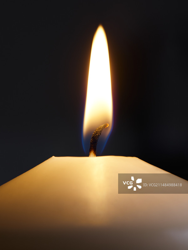 蜡烛火焰图片素材