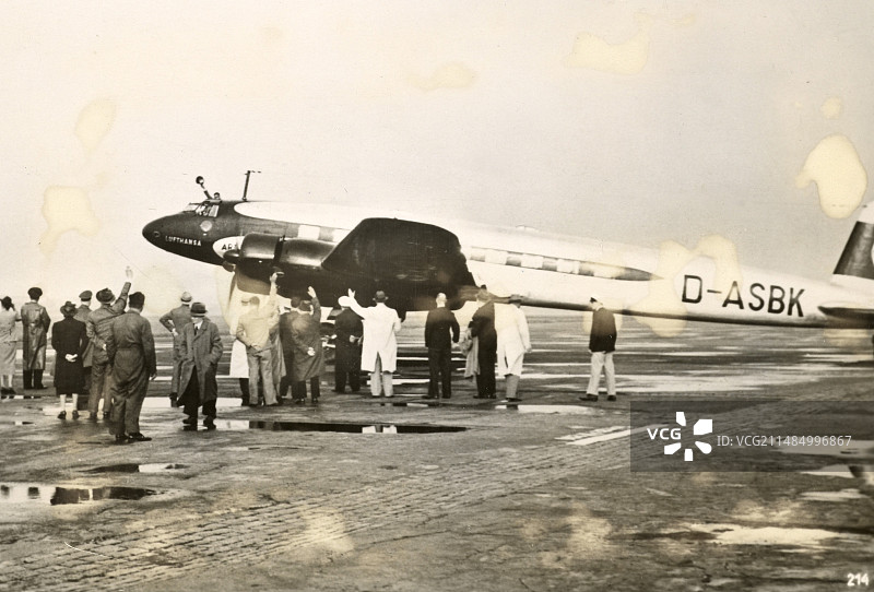 1939年起飞前的秃鹰飞机图片素材