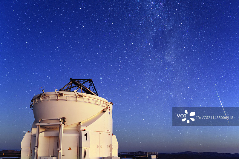 帕拉纳尔天文台上空的夜空图片素材