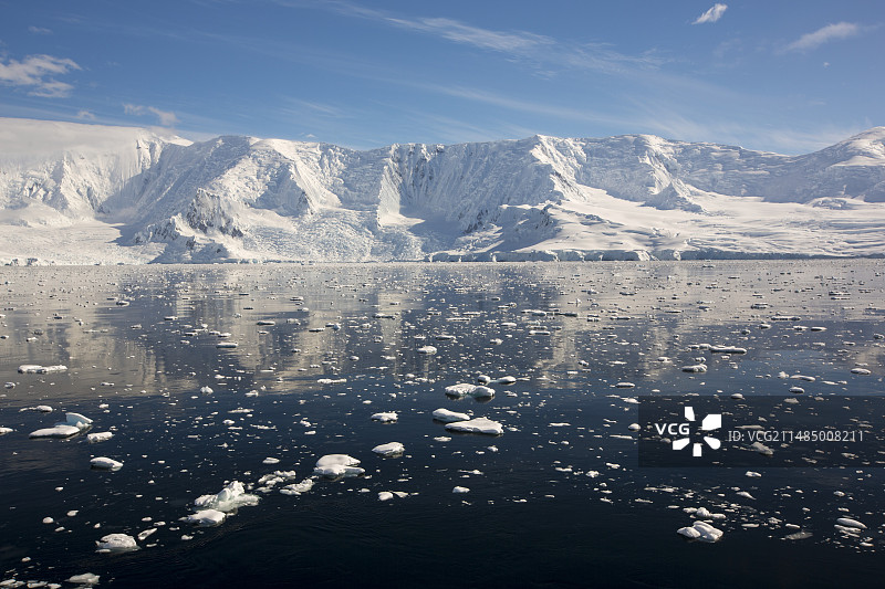 南极洲的杰拉许海峡图片素材