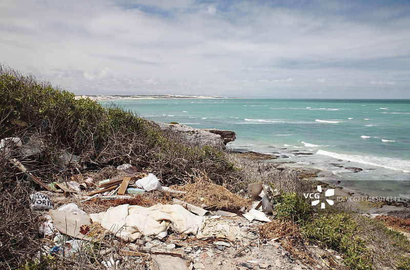 海滩上的垃圾图片素材