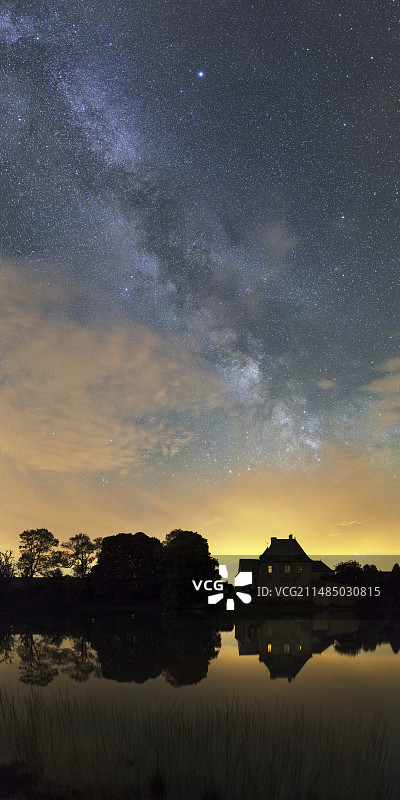 湖面夜空图片素材