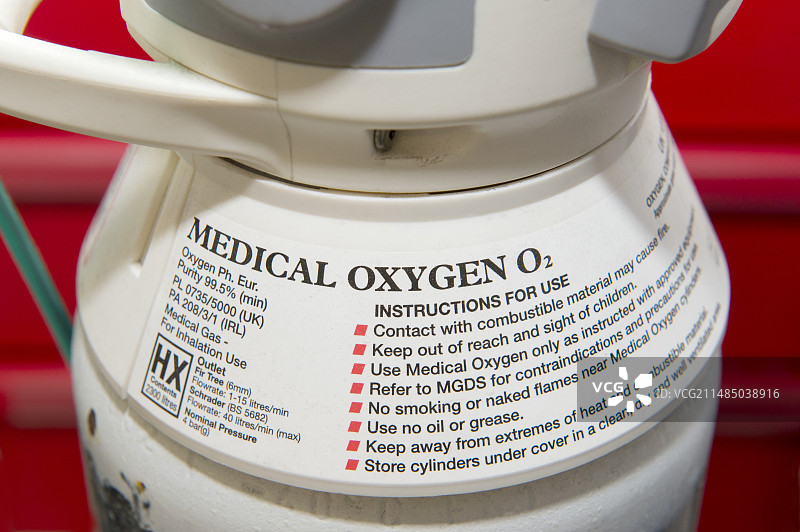医用氧气瓶图片素材