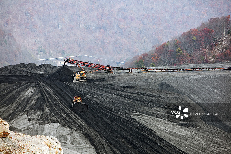 美国西弗吉尼亚州的煤泥坝图片素材