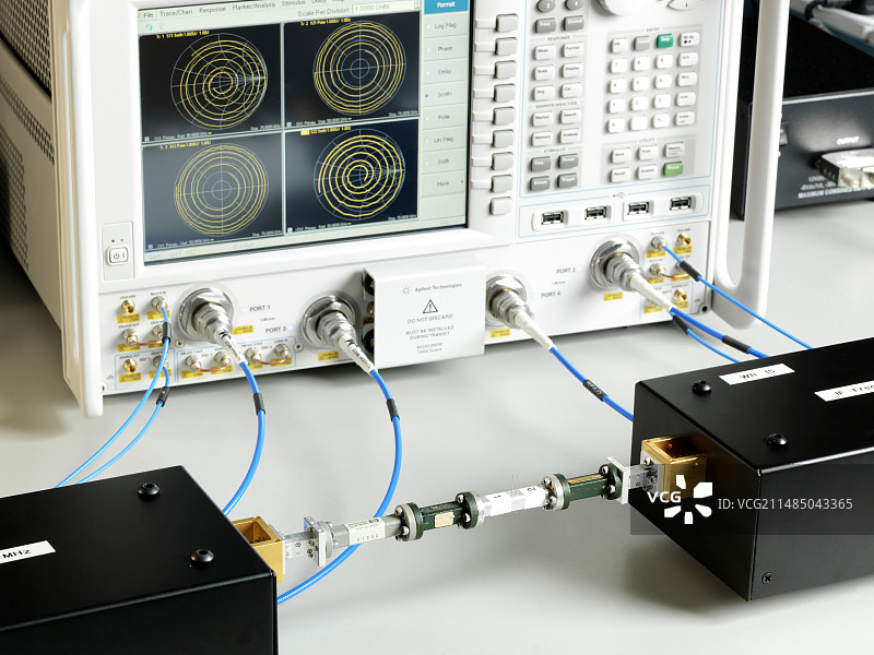 毫米无线电波导测试图片素材