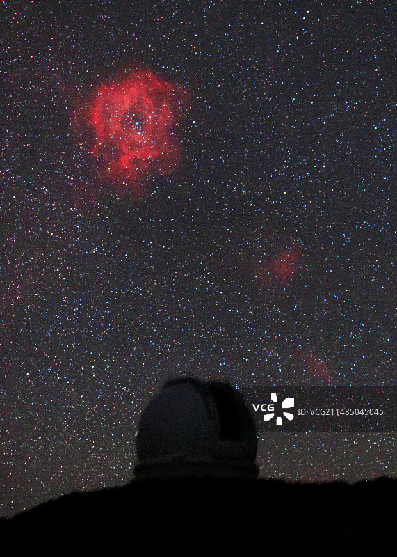 玫瑰星云和望远镜图片素材