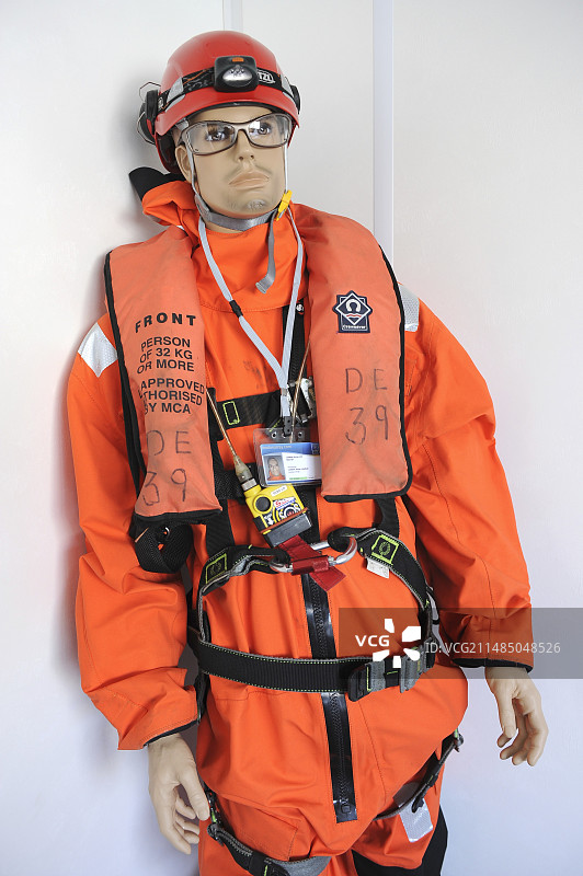 干燥的潜水服和安全设备图片素材