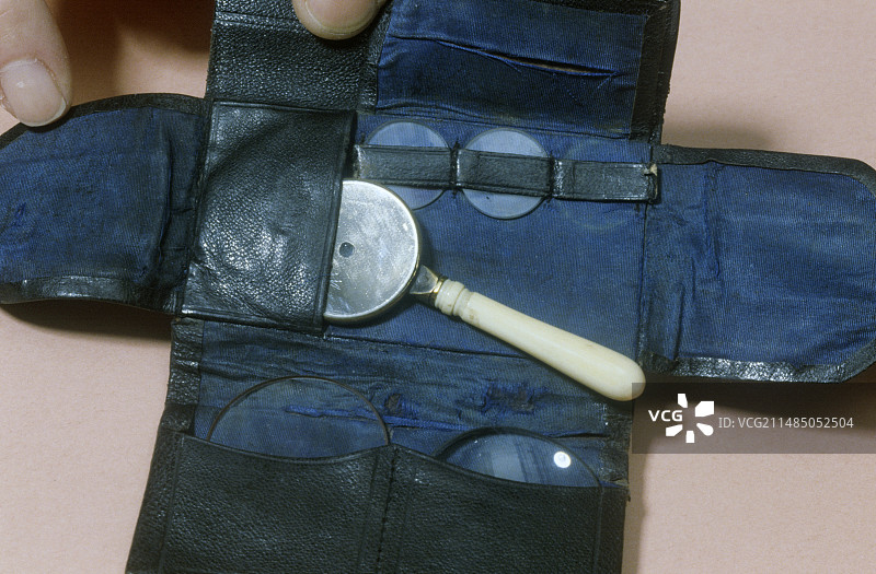 1870年左右的检眼镜图片素材