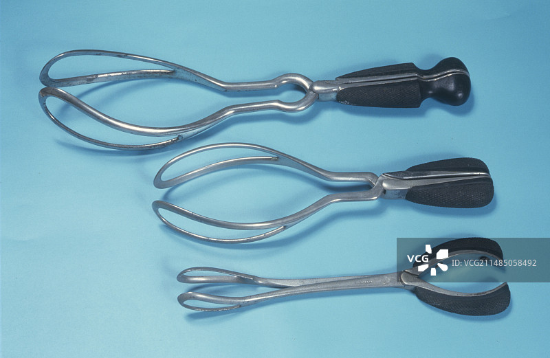 十九世纪的产科钳图片素材