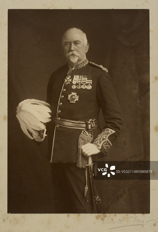 约翰·威瑟斯·麦奎因中将爵士图片素材